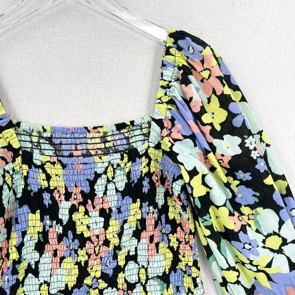 Free People Top Women Extra Small Black Floral Smocked Puff Sleeve Square Neck